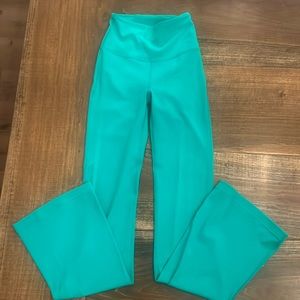 Lululemon Groove super high rise flare pant